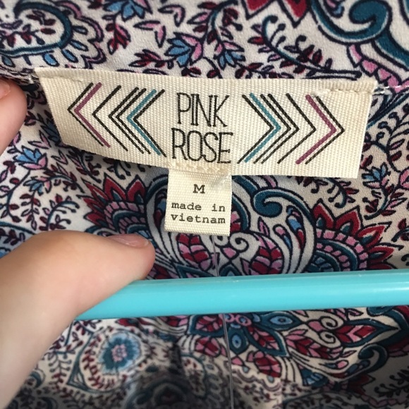 2 Medium Blouses - Picture 4 of 7